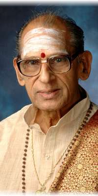 Nedunuri Krishnamurthy, Indian carnatic vocalist, dies at age 87